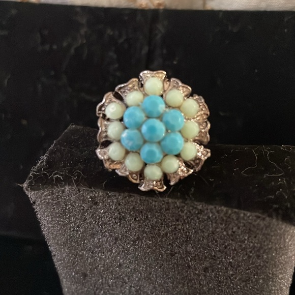 Antique style Faceted turquoise color ring. Adjustable band, Stone auth unsure. - Picture 1 of 5